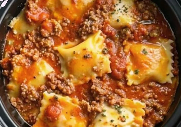 Crockpot Ravioli Lasagna: A Hands-Off, Flavor-Packed Comfort Food Masterpiece